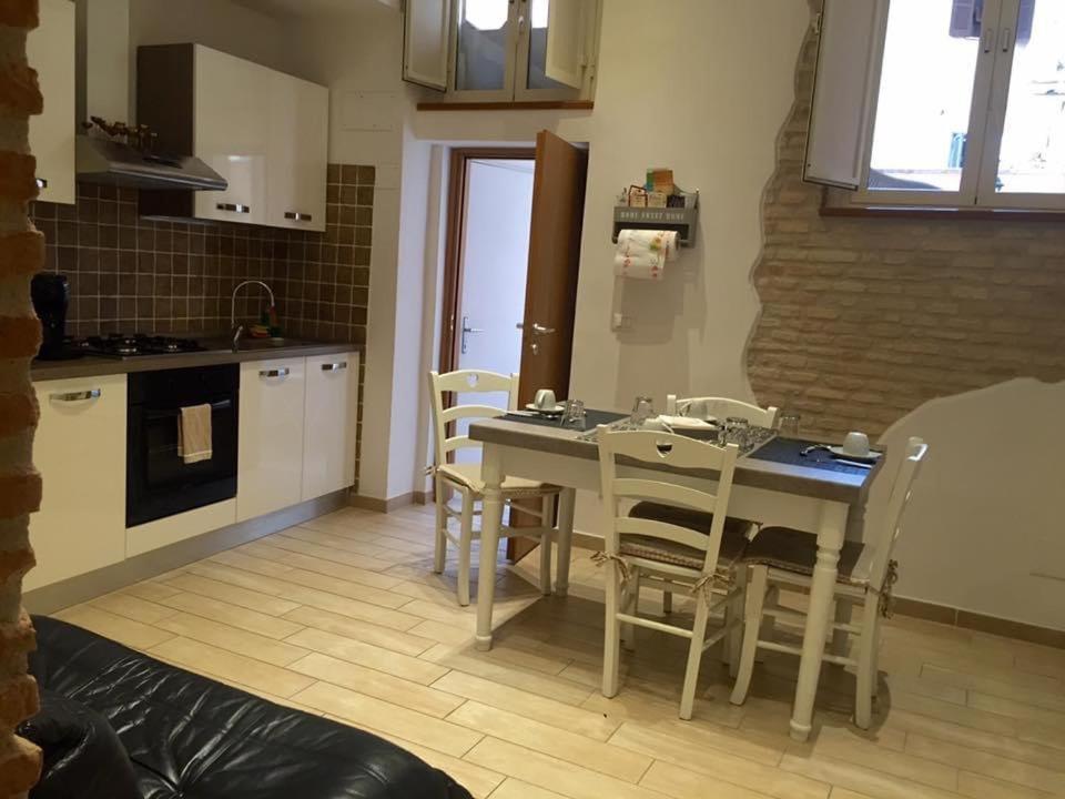 Il Vicolo di Trastevere Roma Esterno foto